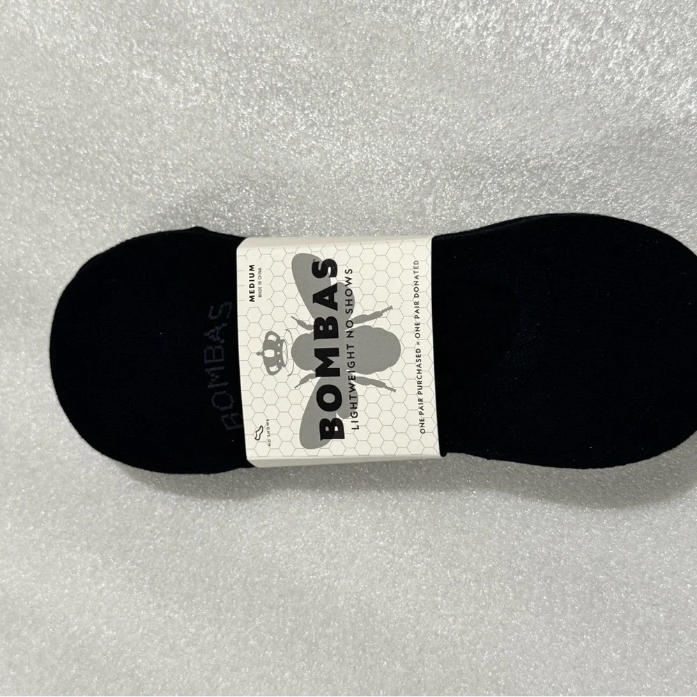 New Bombas Womens Casual Socks - Black Medium No Show 4 ct lot